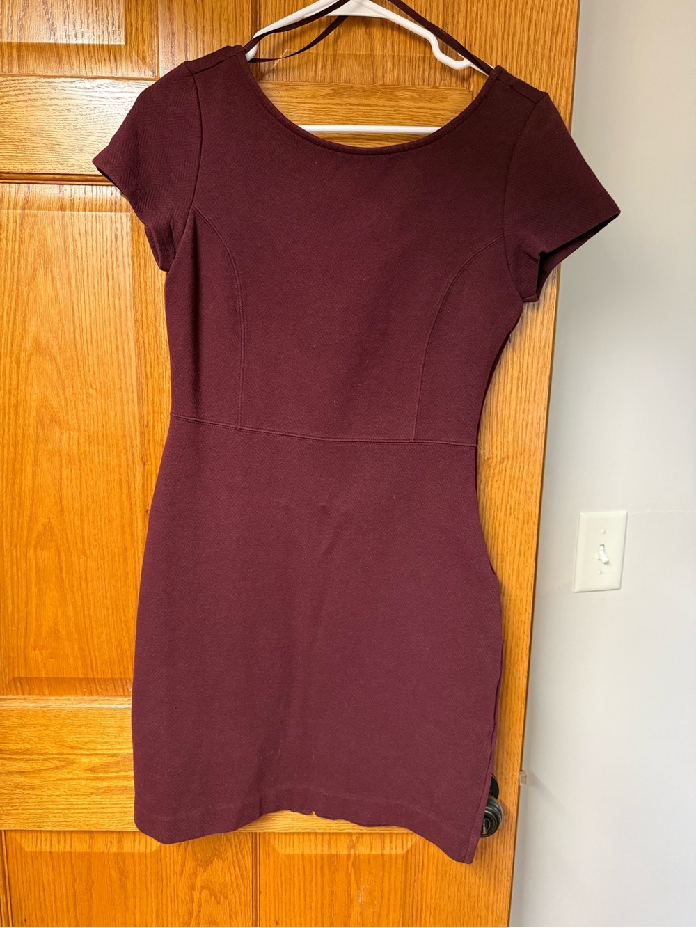 Banana Republic Short-Sleeve Dress - Burgundy